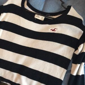 hollister long sleeve striped sweater